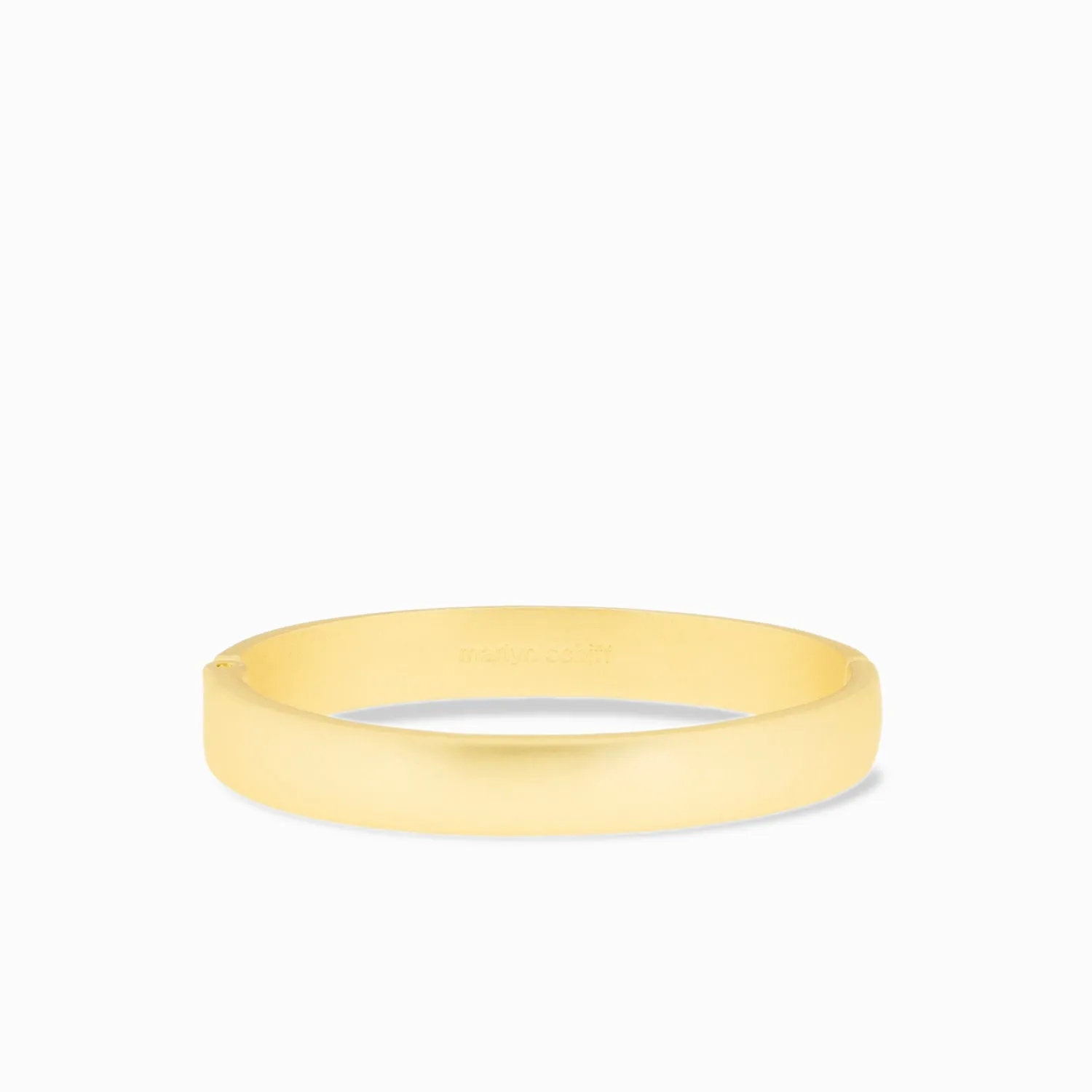 10mm wide flat hinge bangle