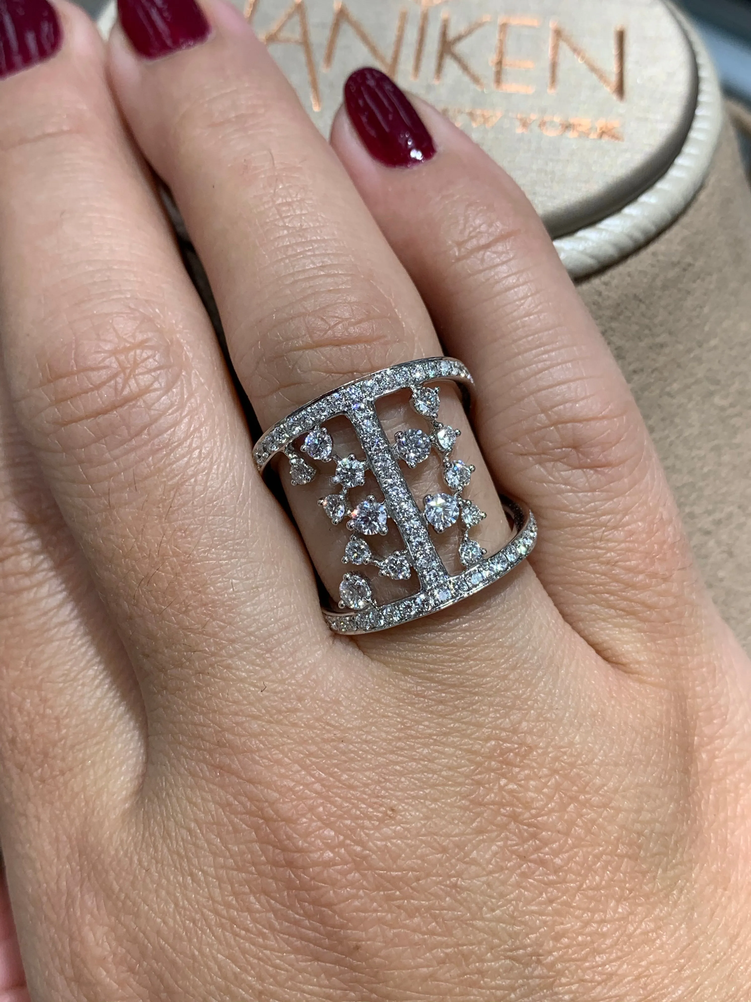 1.39ctw Diamond Cocktail Ring