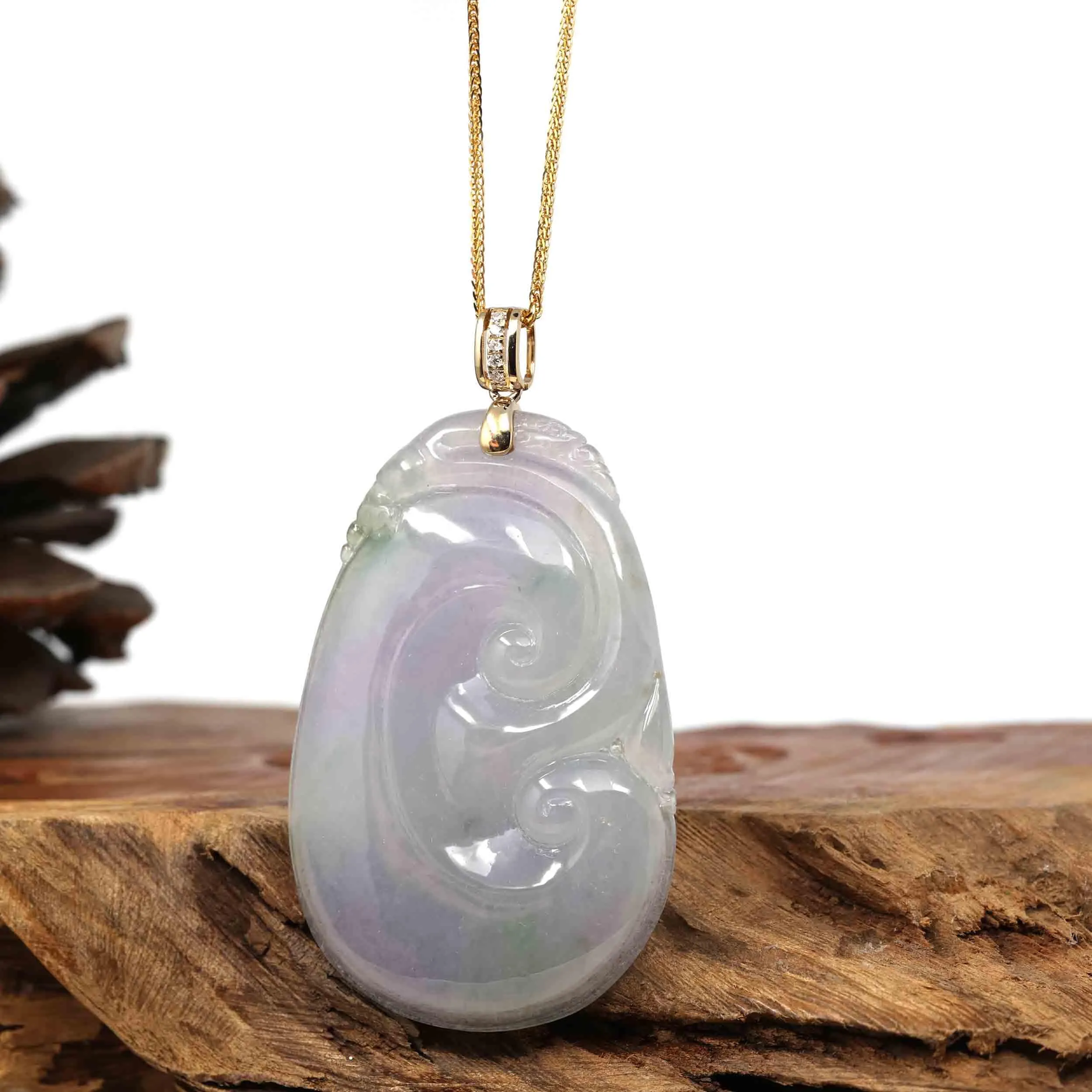 14k Yellow Gold Genuine Burmese Ice Lavender Jadeite Jade RuYi Pendant Necklace