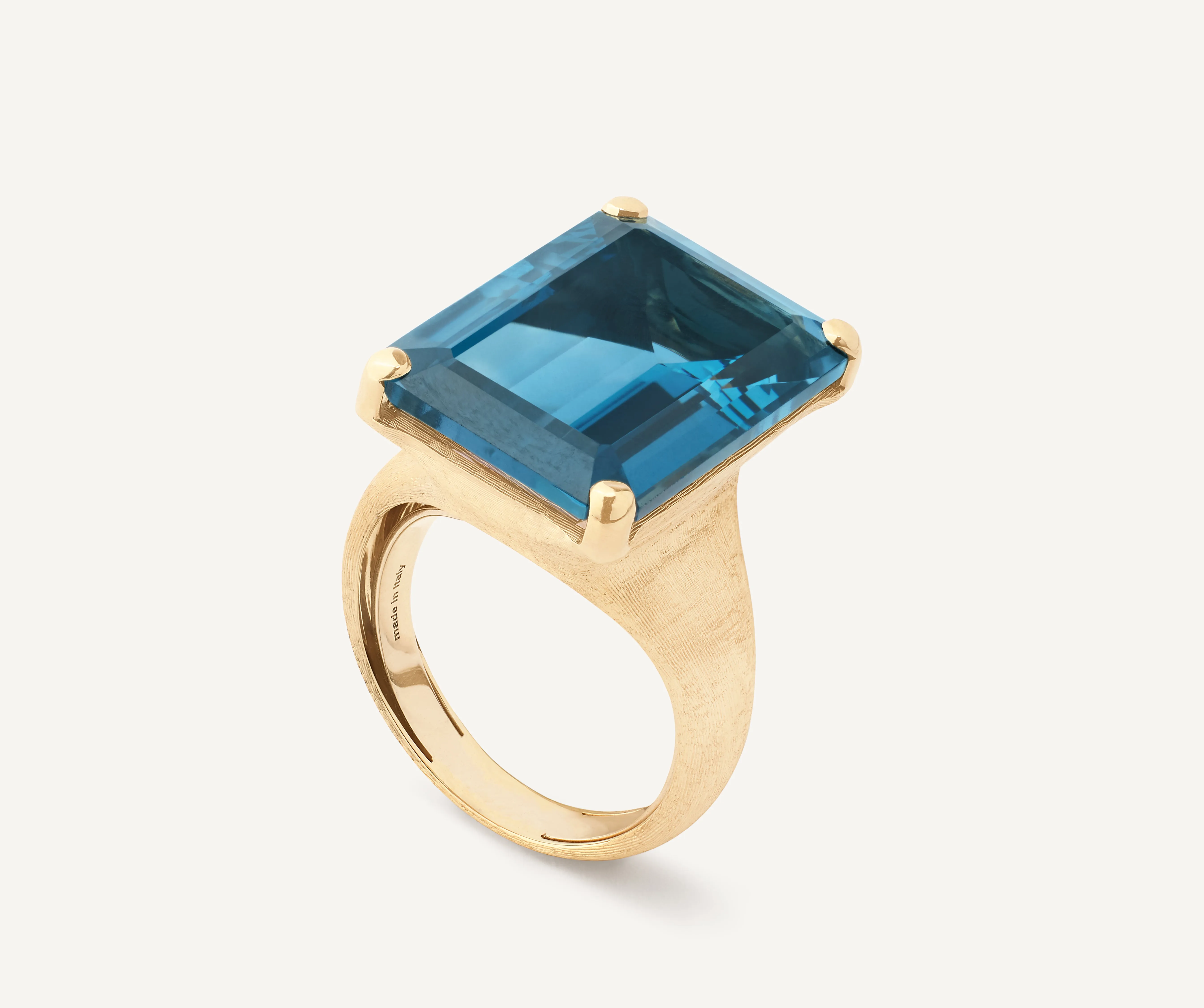 18K Yellow Gold London Blue Topaz Cocktail Ring