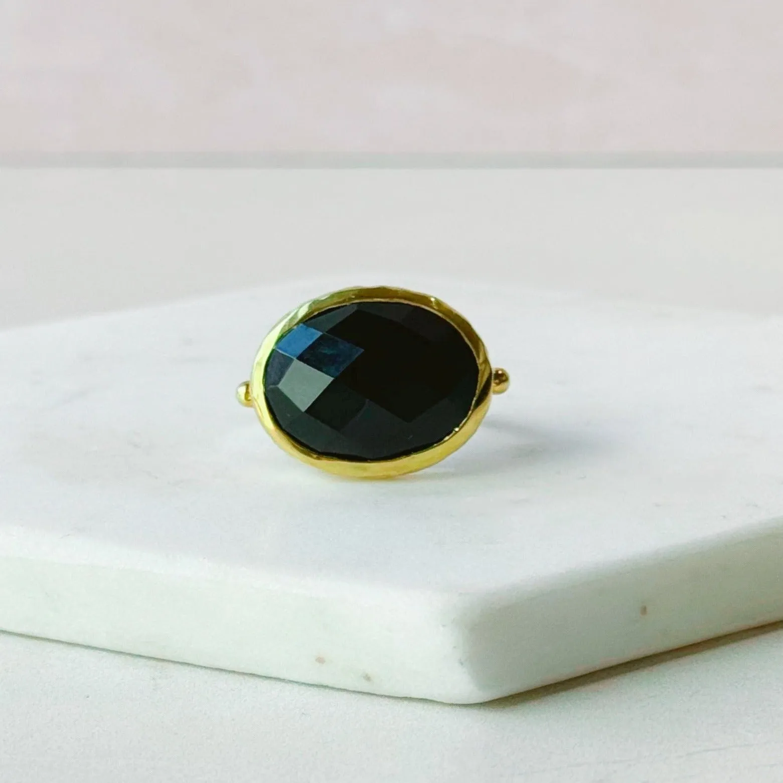 Black Spinel Bold Cocktail Ring