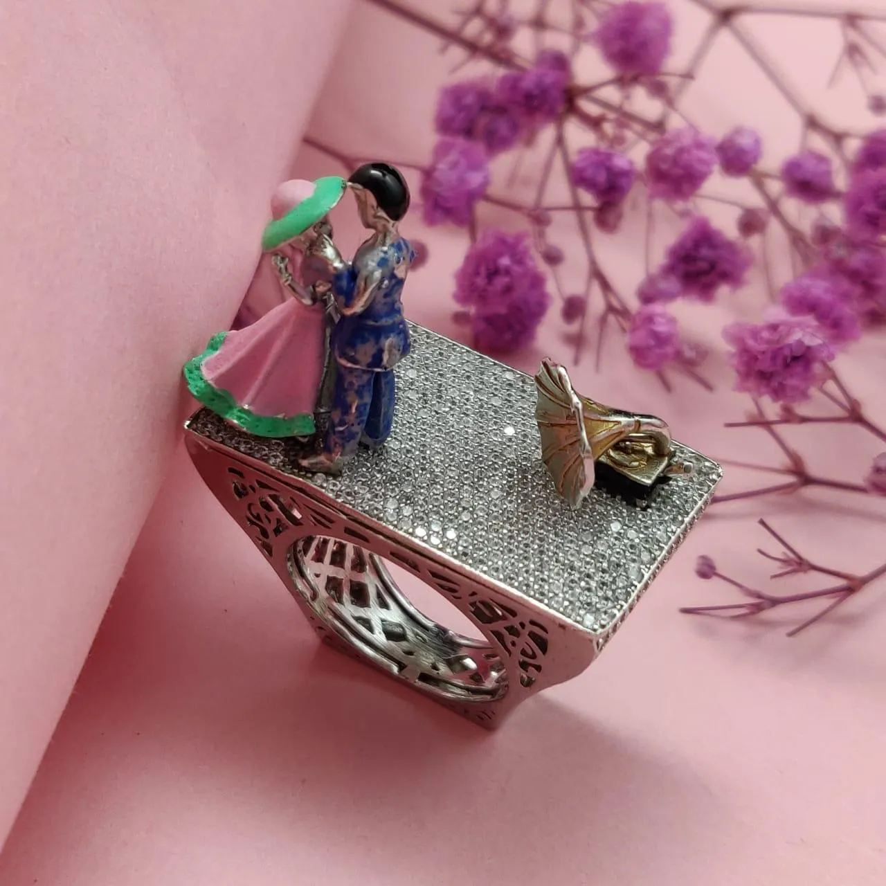 COUPLE COCKTAIL RING