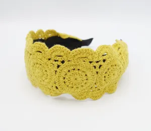 crochet circle pattern headband for women