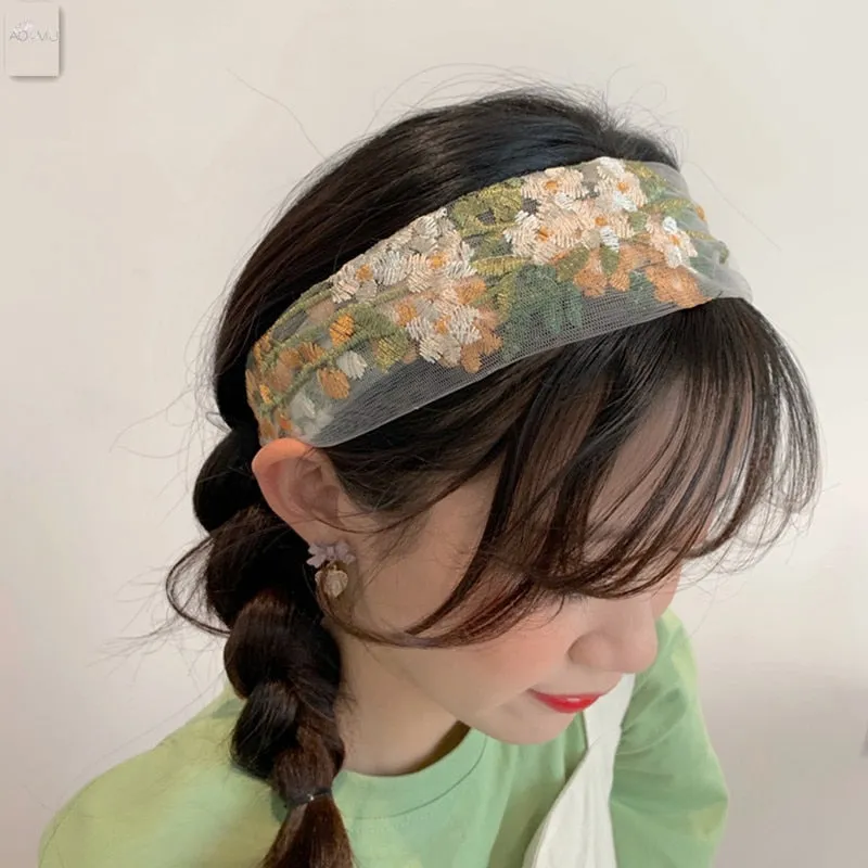 Embroidery flower headband