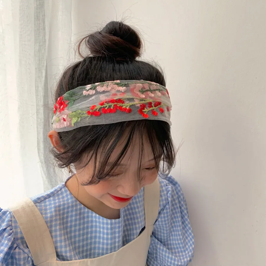 Embroidery flower headband