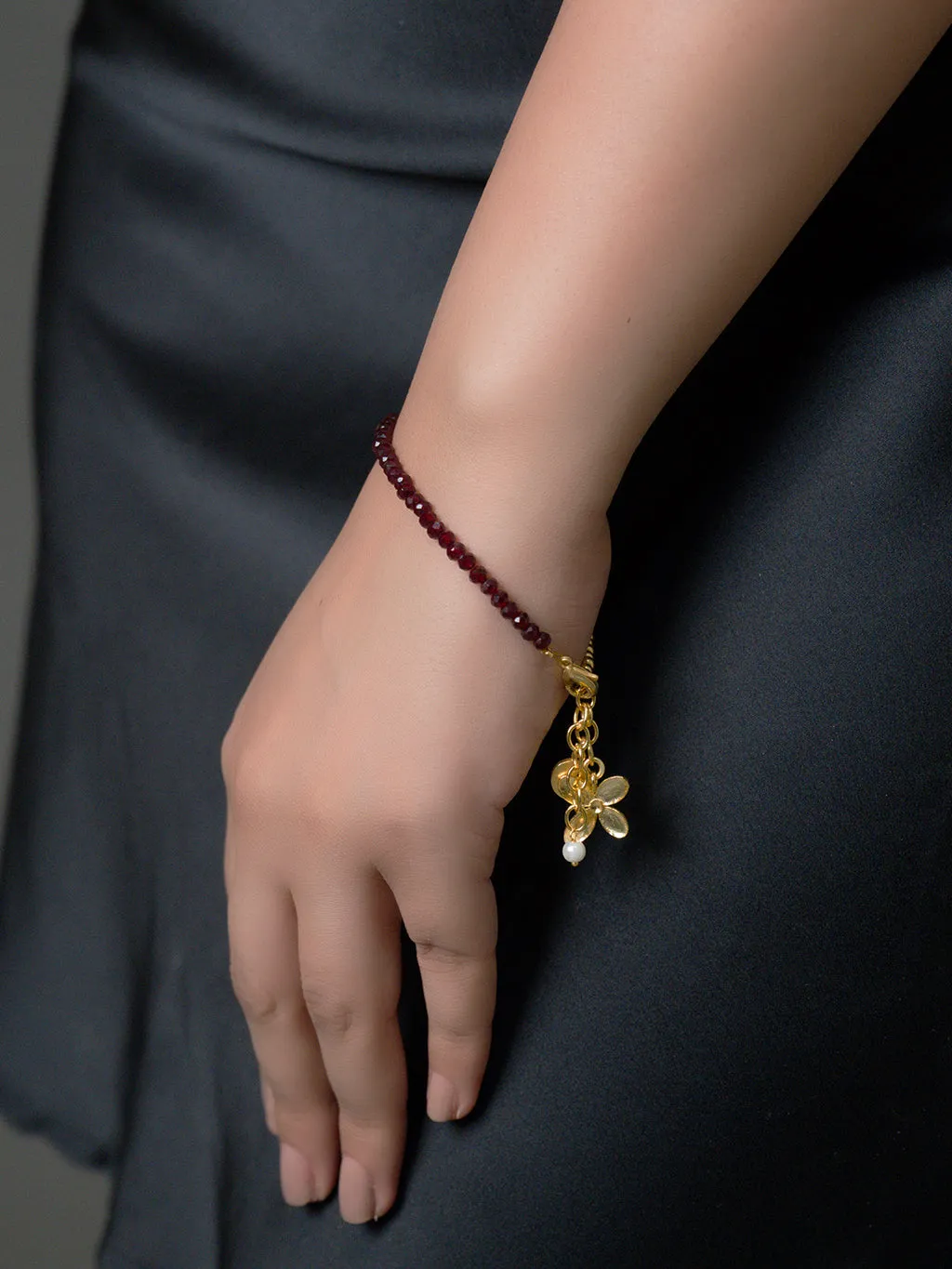 jewelry - berserk - Floral Charm Garnet Bracelet