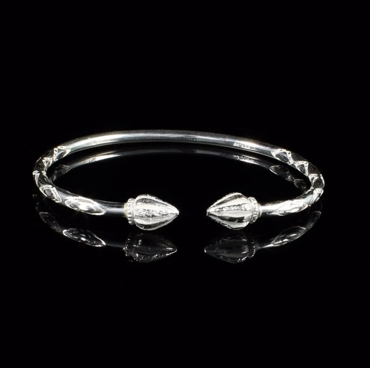 Medium Cocoa Pods Bangle with Diamante Pattern