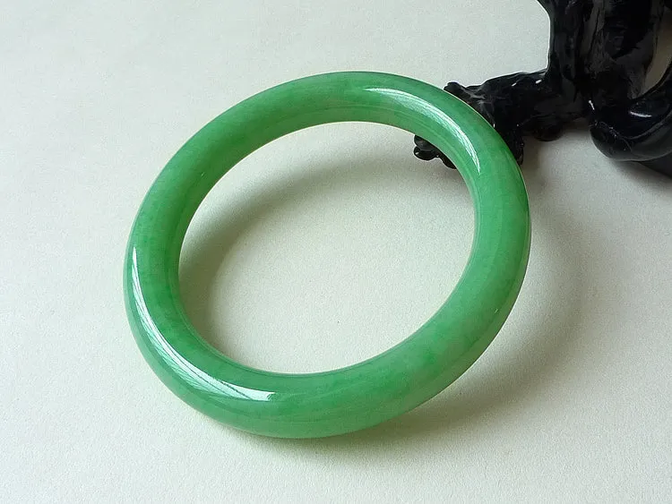 Natural Jade Bangle Jadeite Bangle Internal Diameter 57.2mm BER180