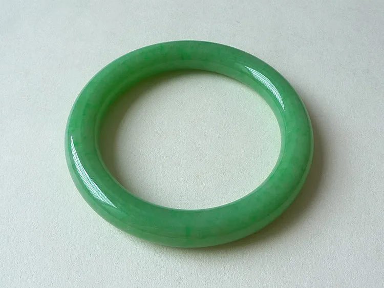 Natural Jade Bangle Jadeite Bangle Internal Diameter 57.2mm BER180