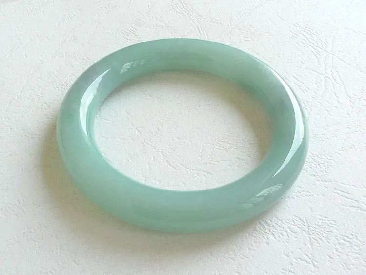 Natural Jade Bangle Jadeite Bangle Internal Diameter 57.5mm BER923