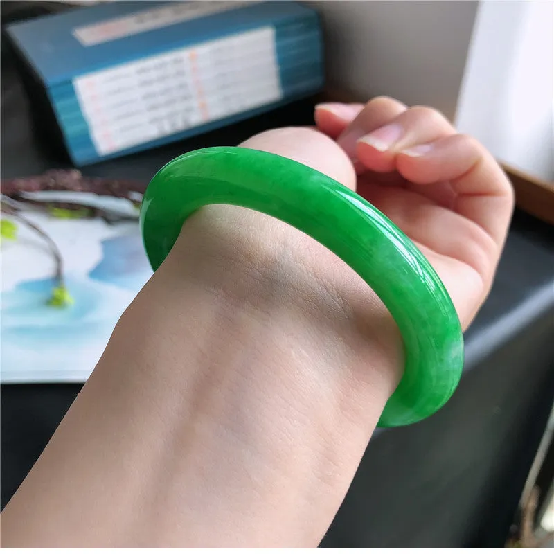 Natural Jade Bangle Jadeite Bangle Internal Diameter 57mm B1031905