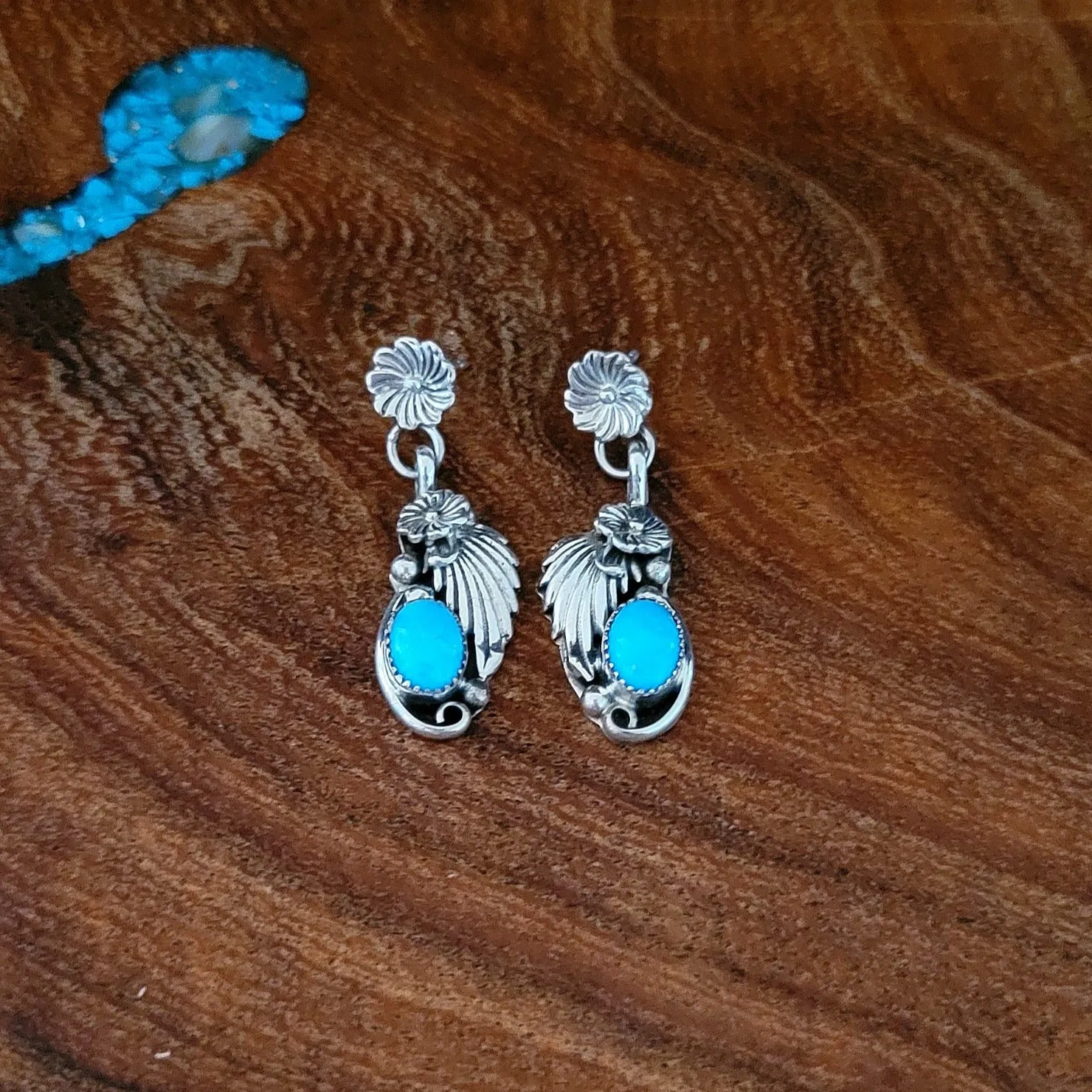 Navajo Made Turquoise Earrings with Flowers & Leaves BB-ERN-0038