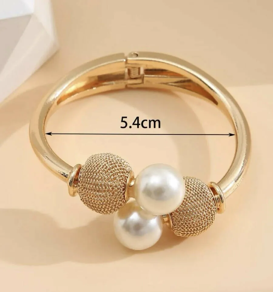 Oh La La Express Women Faux Pearl Bangle 1pc