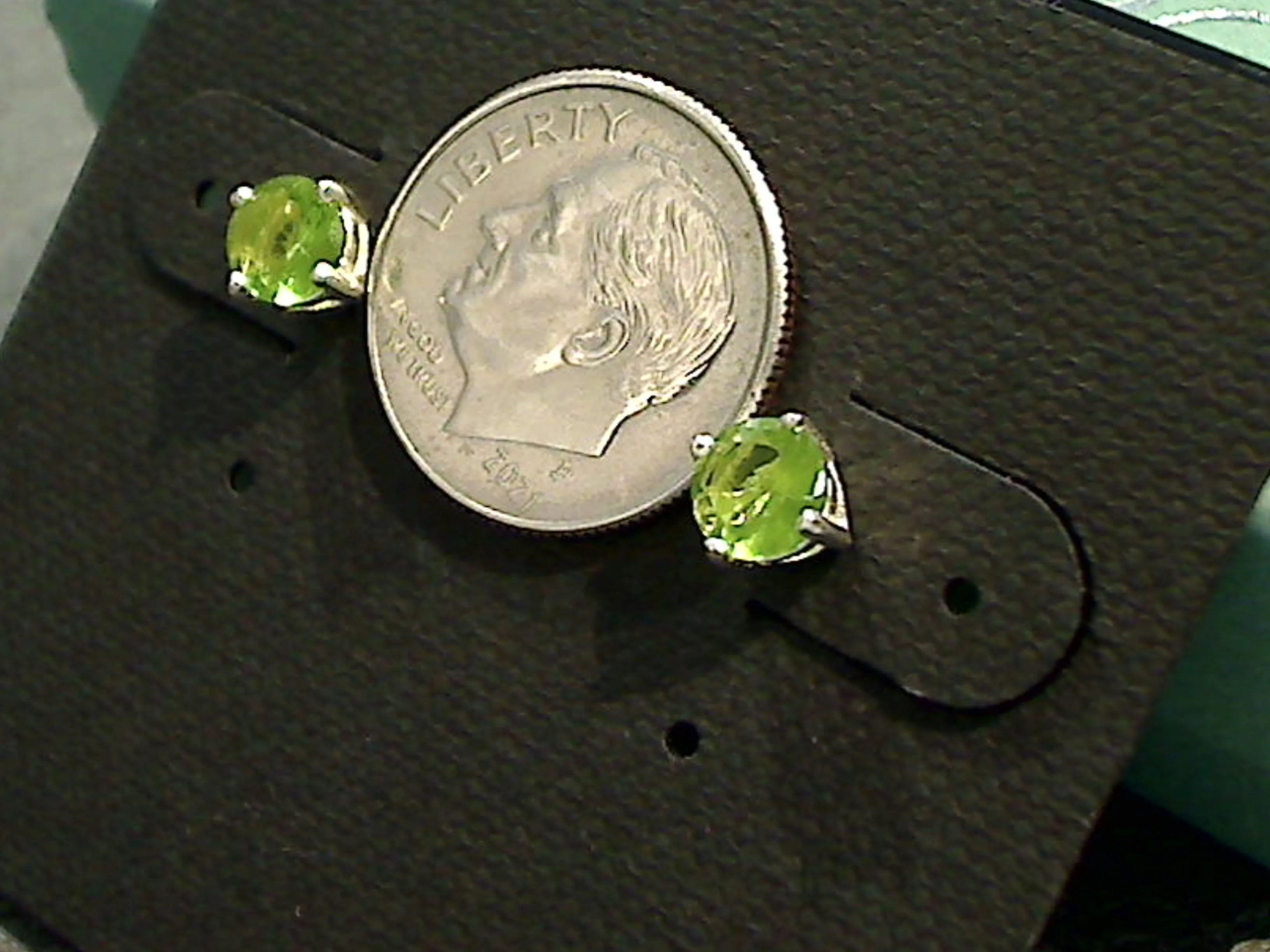 Peridot, Sterling Silver 5MM Stud Earrings