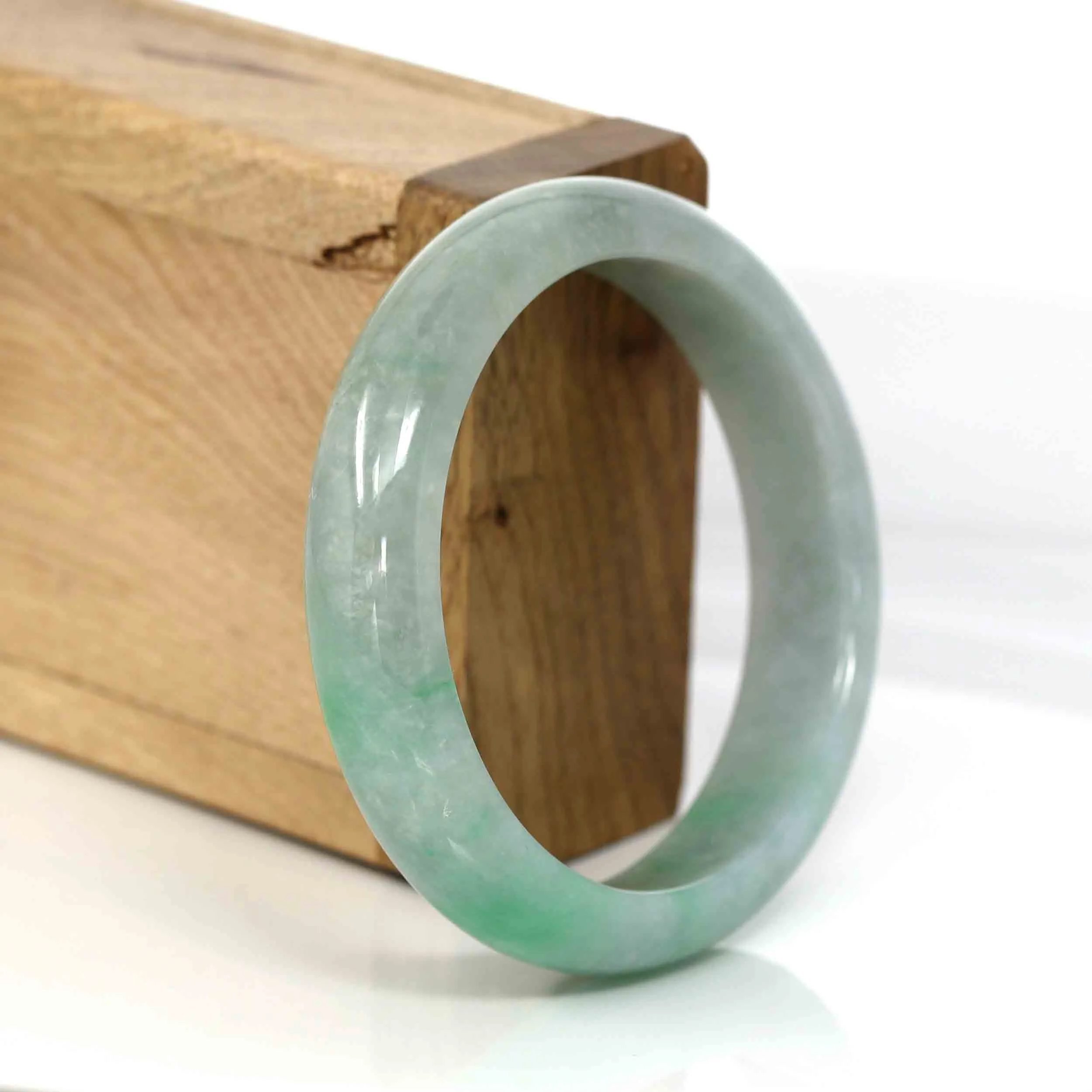 RealJade® Co. Classic Green Natural Jadeite Jade Bangle (56.60 mm )#326