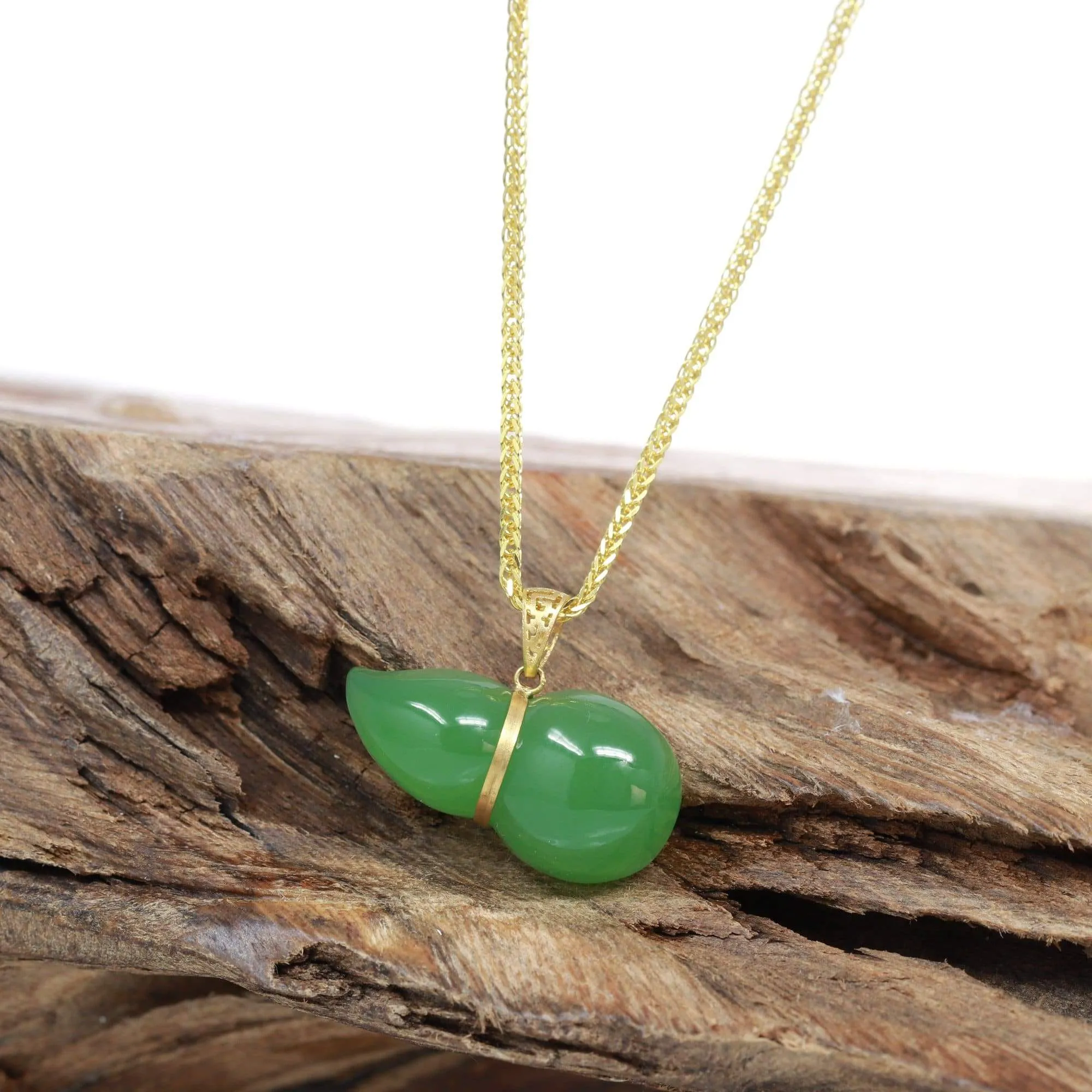 RealJade® "Lucky Gourd" HuLu18k Yellow Gold Green Nephrite Jade Pendant Necklace