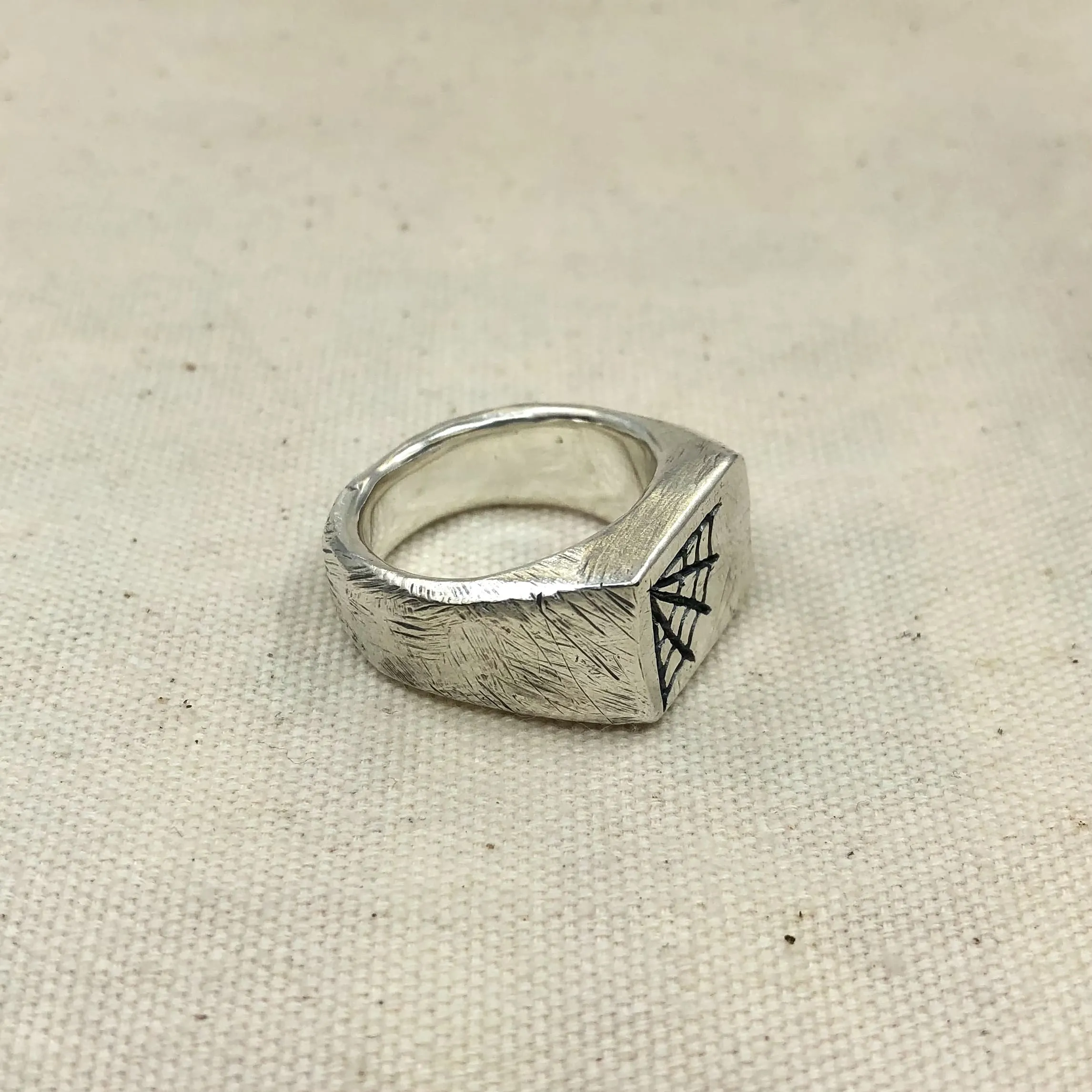 Spyder Signet Ring