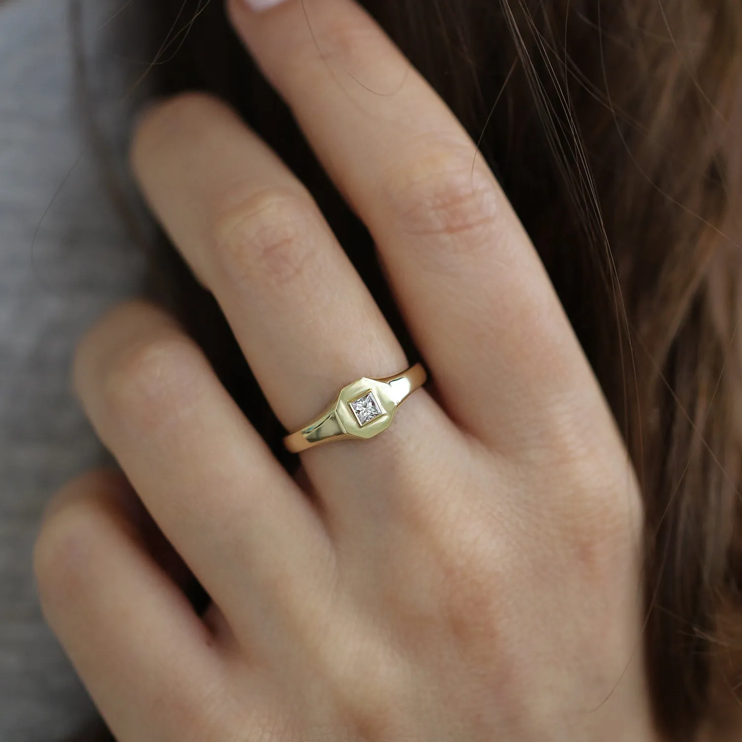 Taylor Gold Ring White Princess Diamond