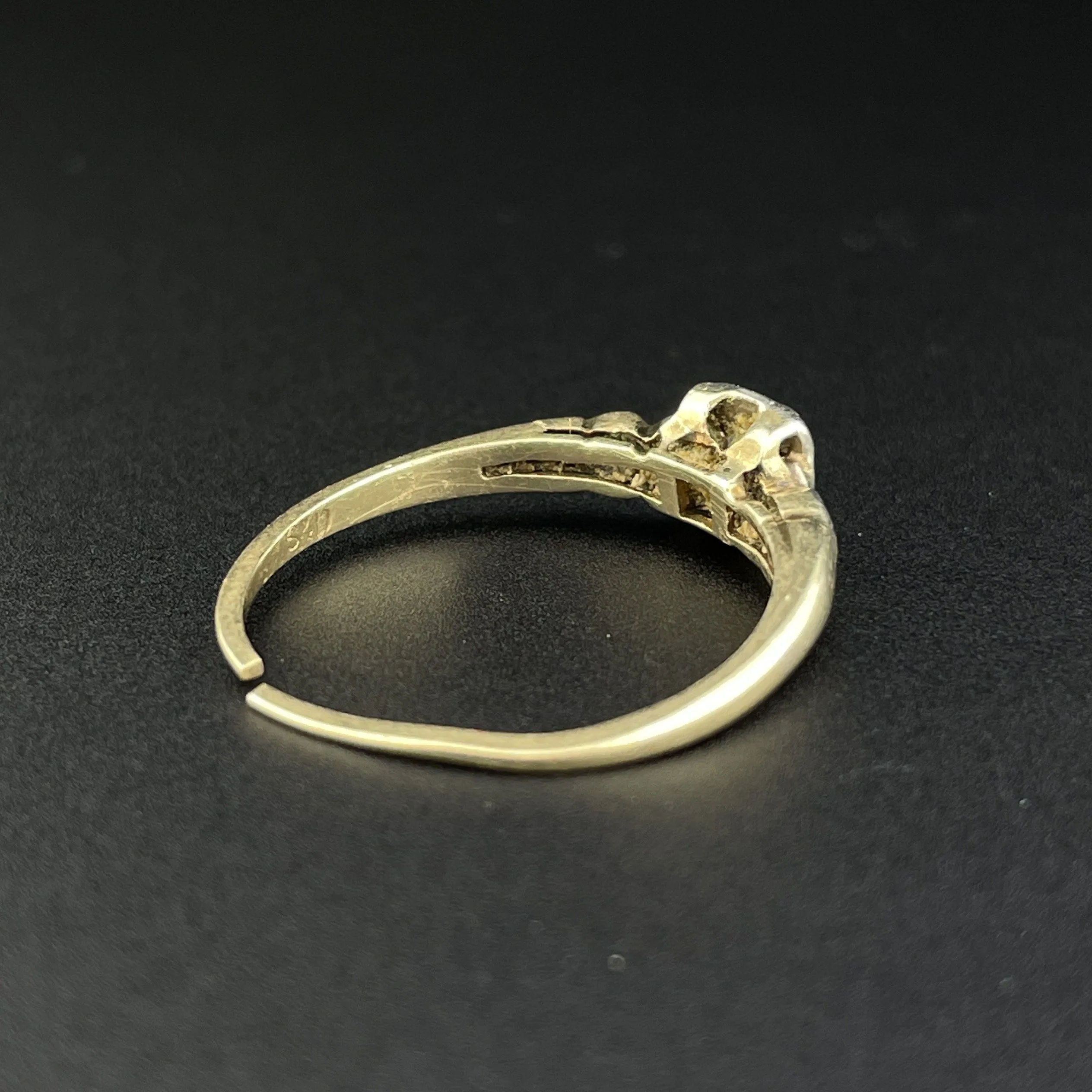 Vintage 14K Gold Heart .36 CTW Diamond Engagement Ring, Sz 6 3/4 Wear or Repair